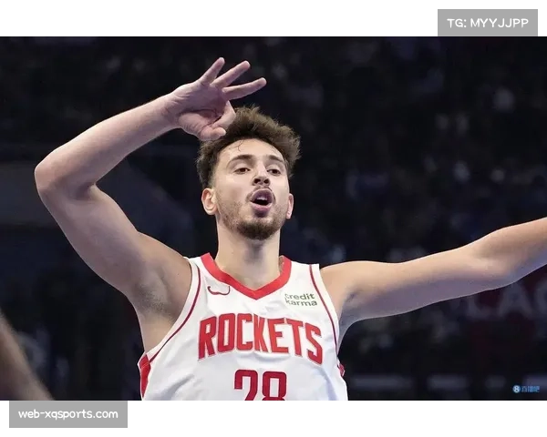 NBA球迷社区热议申京关键球选择，质疑其三分手感