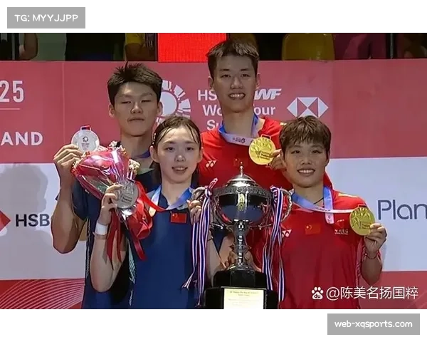 东南亚运动会决赛现场：东道主泰国队球迷从狂喜到失落